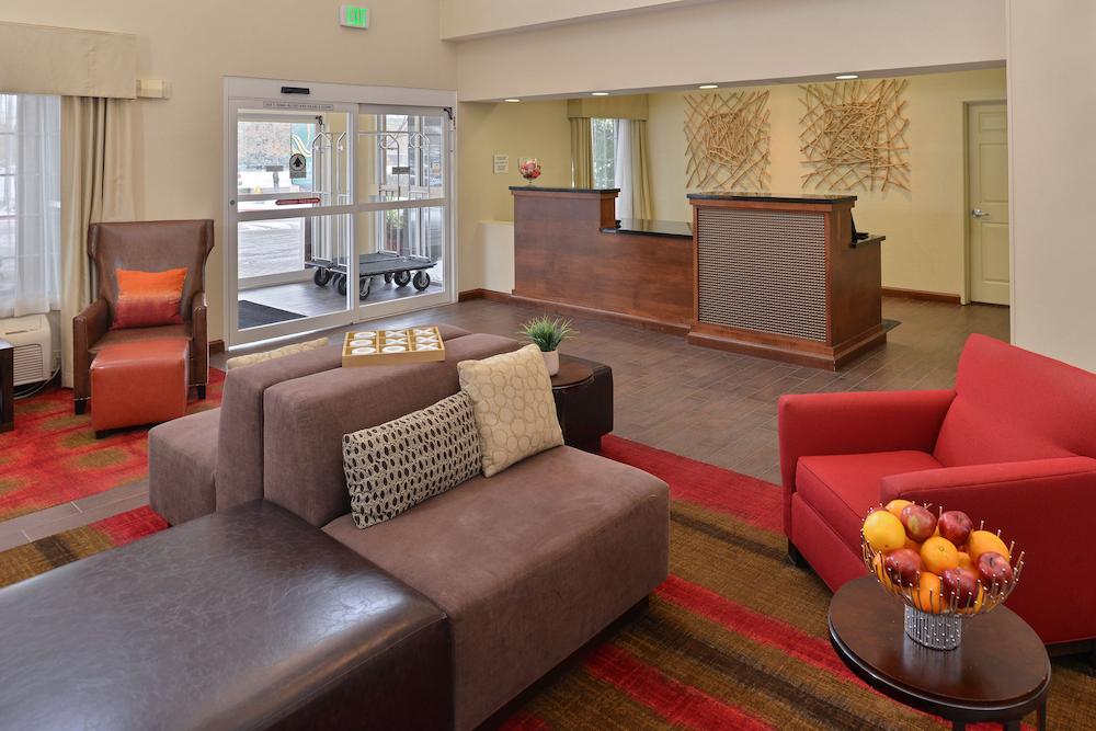 Quality Inn & Suites University Fort Collins Exterior photo