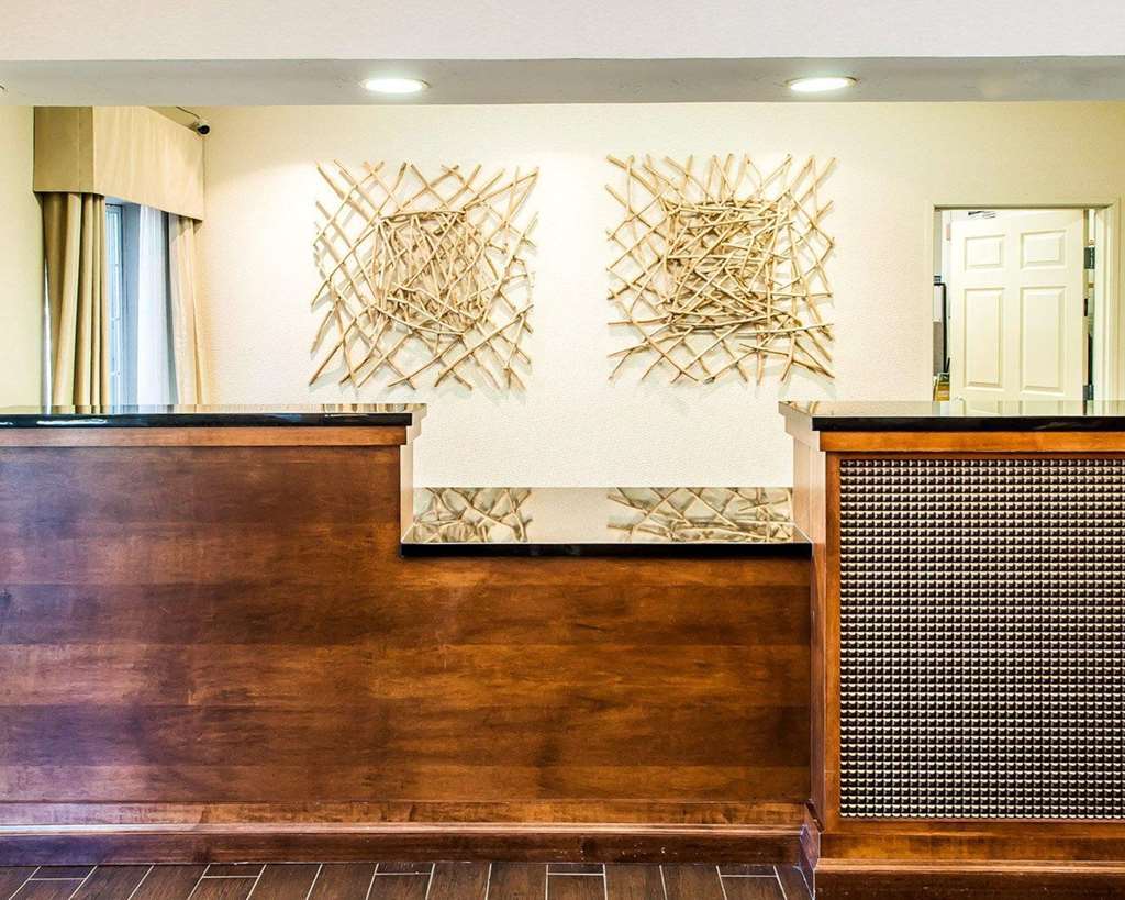 Quality Inn & Suites University Fort Collins Interior photo