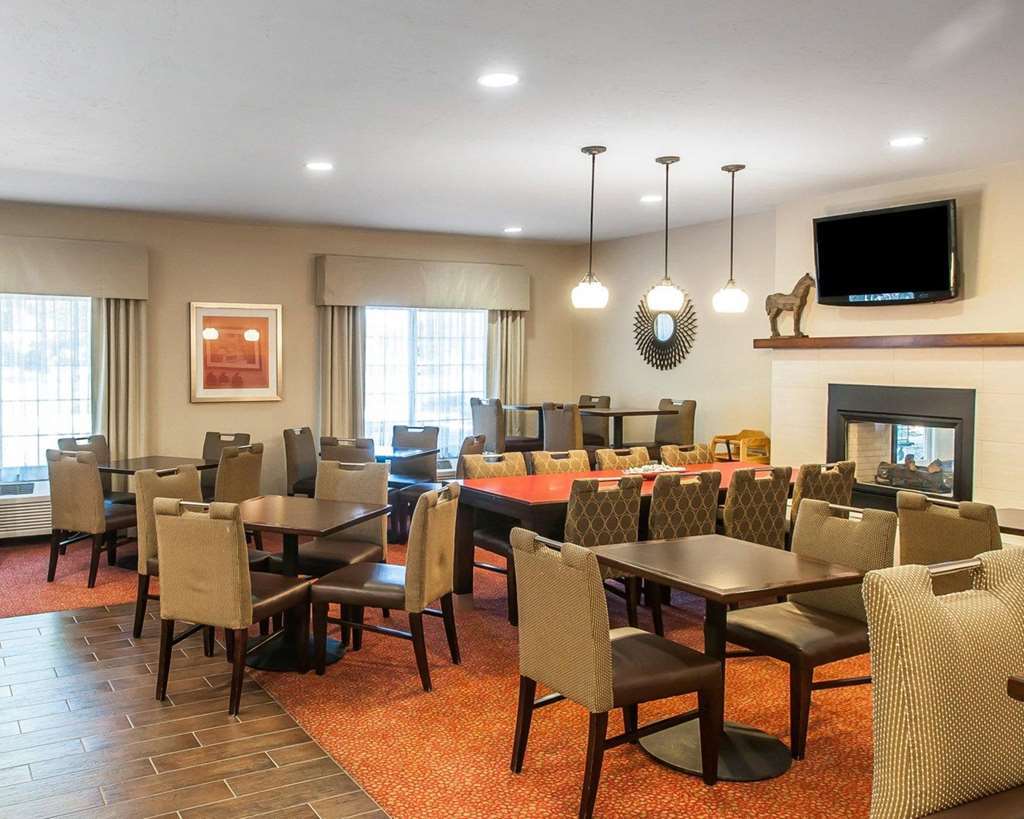 Quality Inn & Suites University Fort Collins Restaurant photo